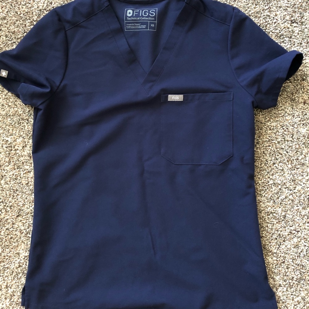 XS FIGS navy scrub top